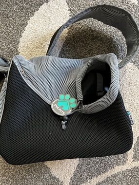 Hands-Free Pet Sling Carrier in Black and Gray
